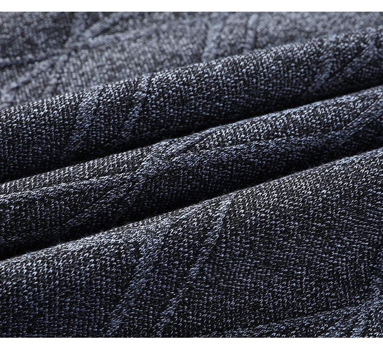 Man Pullover New 2025 Autumn Winter Solid Color Comfortable And Casual Soft Thickened Sweater With Added Velvet Sweater