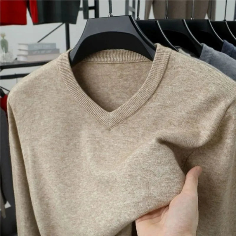 Men's Long Sleeve Knit Pullover Sweater Autumn Winter Soft Thermal Warm Classic Sweater Lightweight Black Light Gray Sweater