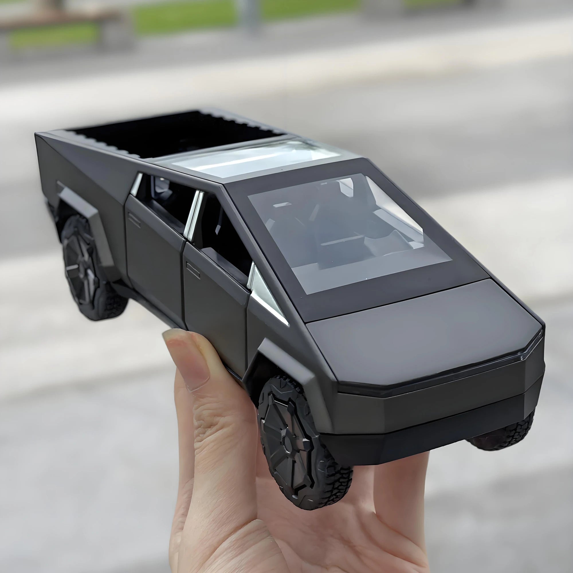 1:32 Cybertruck Pickup Toy Alloy Off-road Die-cast Metal Model Sound and Light Return Toy Gifts,  Birthday Gift for Children.